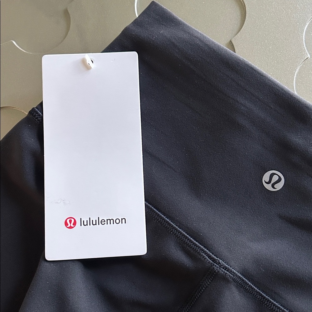 🆕 LULULEMON Wunder Train High-Rise Shorts 8" Black NWT Size 4 - Picture 12 of 14